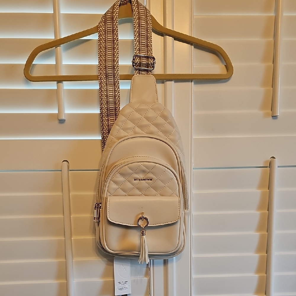 Missnine Beige Quilted Backpack